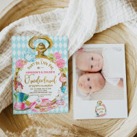 Foto gêmea assistindo Alice no aniversário de Oned