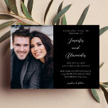 Convite Foto Lateral Mod El Calliografia Casamento Preto<br><div class="desc">Envie convites de casamento lindos e exclusivos com seus convites de caligrafia elegantes para caligrafia. Anime-se para o seu casamento com um cartão com sua foto favorita e uma caligrafia.</div>