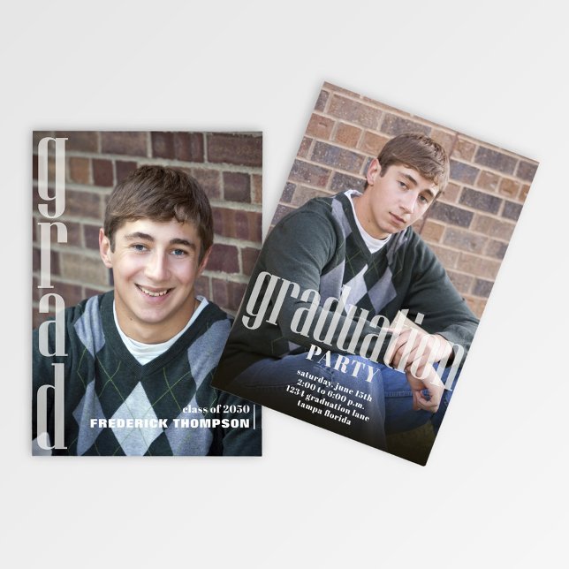 Convite Foto personalizada da Festa de formatura moderna (Modern graduation invitation template with simple minimalist block lettering.)