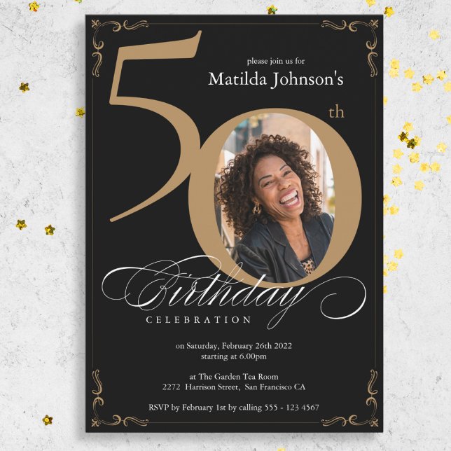 Convite Foto personalizada Dourada Elegante 50º aniversári (Elegant Black Gold Custom Photo 50th Birthday Invitation)