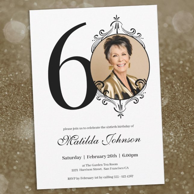 Convite Foto personalizada elegante Black White 60th Birth (60th Birthday Black White Elegant Custom Photo Invitation)