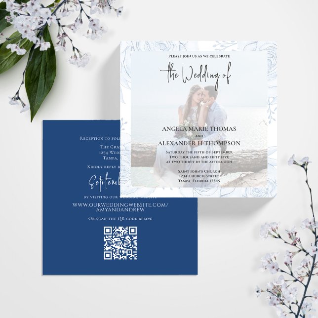 Convite Foto RSVP Azul Simples de Caligrafia Clássica Eleg (Simple elegant Photo wedding invitation with a QR code for rsvp, template. )