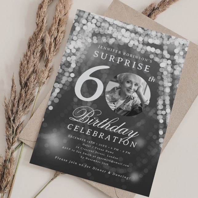 Convite Foto SURPRESA 60º Aniversário Luzes de Prata (SURPRISE Photo 60th Birthday Silver Glam Lights Invitation)
