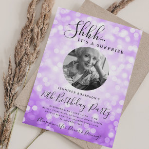 Convite Foto SURPRESA 70º Aniversário Roxo Brilho Bokeh