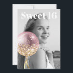 Convite *~* FOTO Sweet 16 Birthday Rosa Balloon AP29<br><div class="desc">(procure designs semelhantes no AP29 em vários produtos)((Este design pode ser adaptado facilmente a QUALQUER IDADE ou EVENTO )) Consulte a página se precisar de ajuda. *~* Energy Enhanced SWEET 16 Convite de aniversário. Altere / Edite o texto e a FOTO da doce 16 Birthday Girl. Abstrato Artsy Girly Chic...</div>