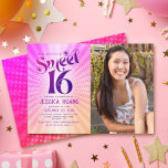 Convite Foto: Sweet 16 Groovy Pink Orange Gradient Retro<br><div class="desc">Feliz 16 de aniversário. Envie este legal retrato de boho, convite de festas personalizado de fotos para um evento a ser lembrado. Do lado esquerdo, a divertida, tenda, ousada tipografia rosa-quente e roxa-escura com a serifografia sans moderna sobrepõe-se a um fundo de raios quadrados laranja-claro-pop e cor-de-rosa-verde com pontos brancos....</div>