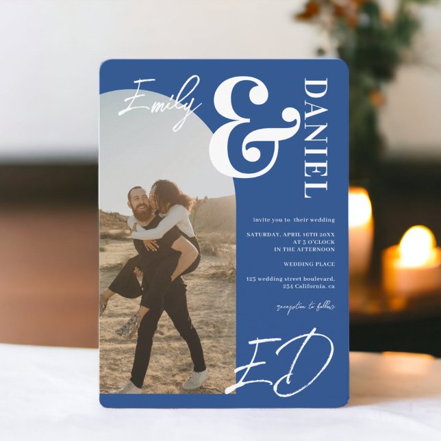 Convite Fotos em negrito nome script Arco retro Casamento  (Photos bold names script arch retro blue wedding invitation)