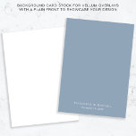 Convite Fundo Azul Chic Dusty Para Sobreposição De Vellum<br><div class="desc">Aumente seu convite para casamento em acrílico ou vellum ou salve as sobreposições de data com nosso cartão de plano de fundo chic. Apresentando uma frente clara para equilibrar designs intrincados de sobreposição, a parte de trás azul empoeirada apresenta seus nomes e data de casamento em tipografia elegante de serifa...</div>