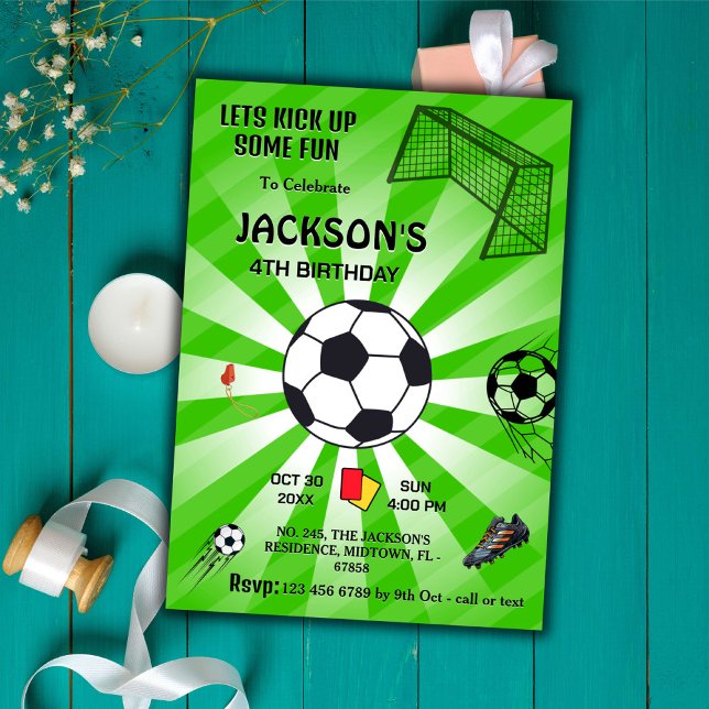 Convite Futebol de bola de esporte verde teme o 4º anivers (Criador carregado)