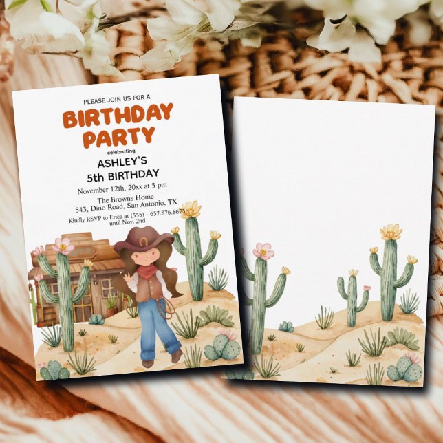 Convite Garota do Cowboy na Festa de aniversário do Desert (Criador carregado)