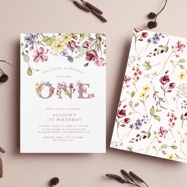 Convite Garota primeiro aniversario de flor selvagem (Criador carregado)