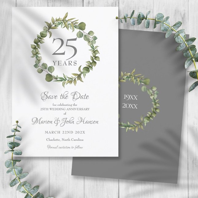 Convite Garrafa de Verduras para Data de Salvamento do 25º (25th Anniversary Save the Date Greenery Garland Invitation)