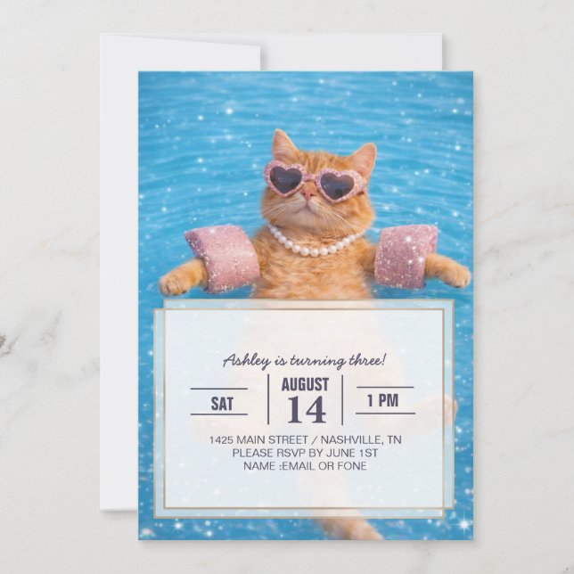Convite Gato Glamouroso à Beira da Piscina Flutuando com E (Frente)