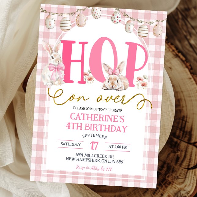 Convite Gingham Boho Floral Hop on over Bunny Birthday (Criador carregado)