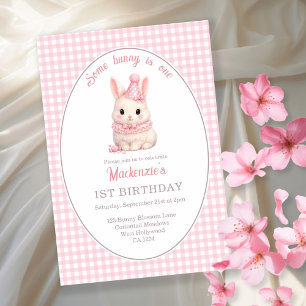 Convite Gingham Some Bunny Is One Aniversário Personalizad