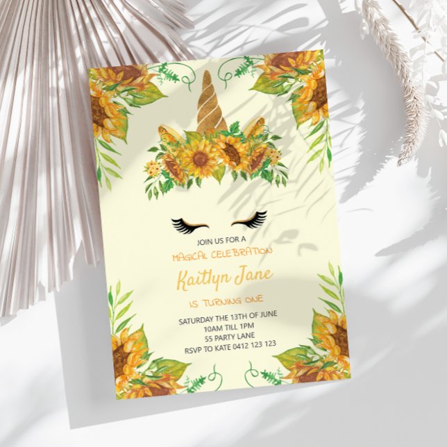 Convite Girinas Amarelas Amarelas do Unicórnio Floral Amar (Criador carregado)