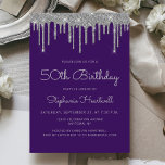 Convite Glam Purple Silver Glitter Drip 50th Birthday<br><div class="desc">Este convite de aniversário da moda 50ª apresenta uma borda brilhante de cintilação fina prateada e fundo roxo. As palavras "50º Aniversário" e o nome do convidado de honra aparecem no roteiro casual da cinza prateada, com o resto do texto personalizável na fonte sans serif. No verso aparece o mesmo...</div>