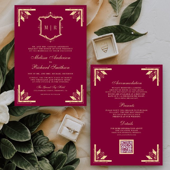Convite Gold Crest Monogram QR Code Magenta Wedding (Criador carregado)