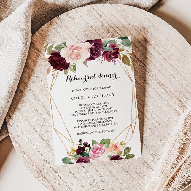 Convite Gold Geometric Burgundy Floral Rehearsal Dinner (Criador carregado)