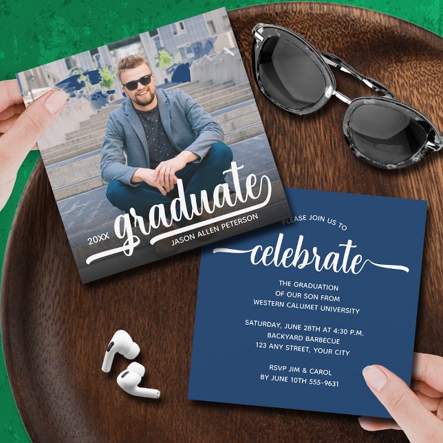 Convite Graduação de Azul de Foto Moderna (Modern photo blue square graduation party invitations 5.25" x 5.25")