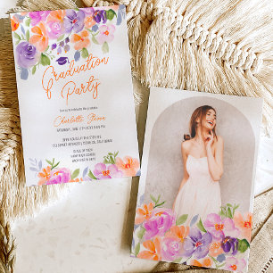 Convite Graduação de script floral de laranja roxo bonito