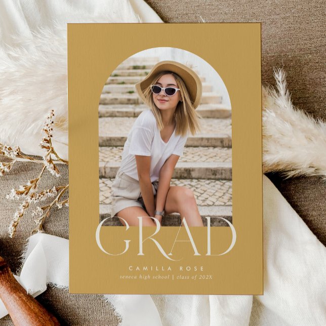 Convite Graduação em Arco Mínima Moderna Marigold Yellow (Marigold Yellow Modern Minimalist Arch Graduation Invitation)