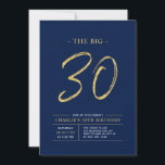 Convite Grande Trinta | Partido aniversário de 30 anos Azu<br><div class="desc">Celebre seu dia especial com este simples convite de festas na moda. Este design apresenta um script de pincel "The Big 30" com um layout limpo em uma combinação de cores azul e dourada do marinho. Há mais designs e suprimentos de festas disponíveis no meu compro,  BaraBomDesign.</div>