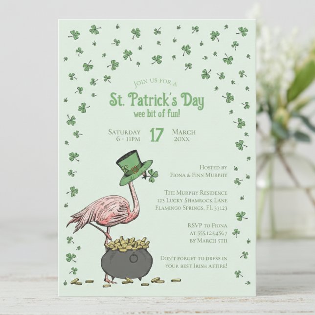 Convite Green Shamrock Flamingo St Patrick's Day Party (Funny Irish Flamingo Light Green St Patrick's Day Invitations. Shamrocks, Clovers, Leprechaun Hat)