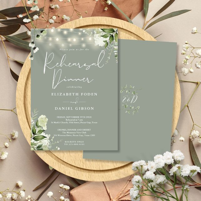 Convite Greenerence String Lights Sage Janto de ensaio ver (Greenery String Lights Sage Green Rehearsal Dinner Invitation)
