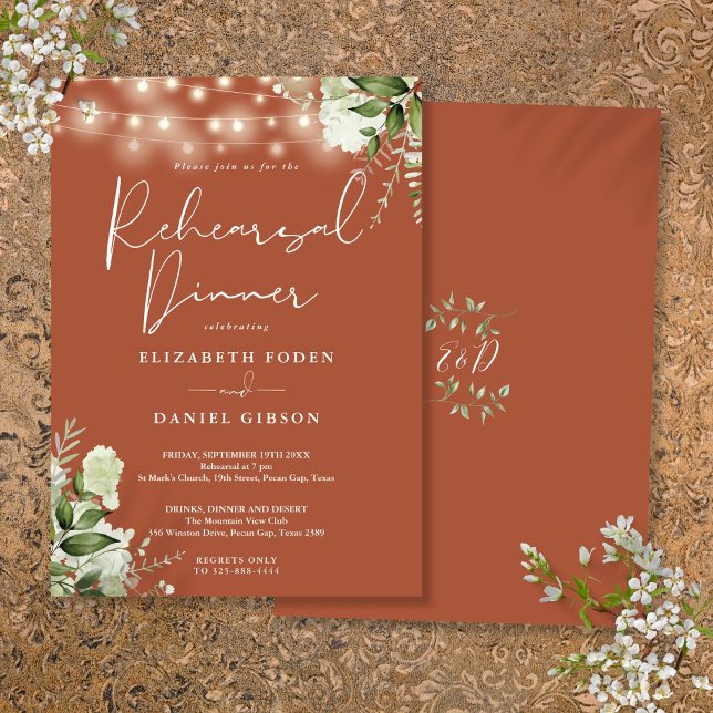 Convite Greenery String Luz Janto de ensaio Terracotta (Greenery String Lights Terracotta Rehearsal Dinner Invitation)