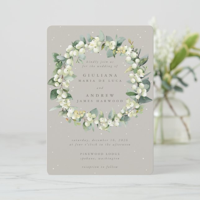 Convite Greige Snowberry+Eucalyptus Wreath Casamento no in (Em pé/Frente)