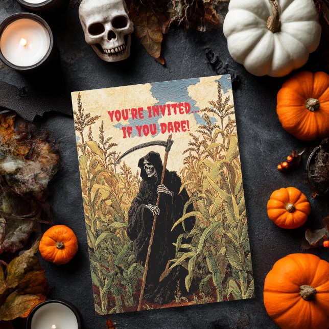 Convite Grim Reaper caminhando no Corn Field Spooky Hallow (Criador carregado)