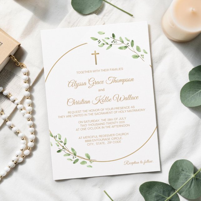 Convite Grinalda de casamento da Igreja Católica com Cruz  (Gold cross with wreath greenery catholic wedding invitation.)