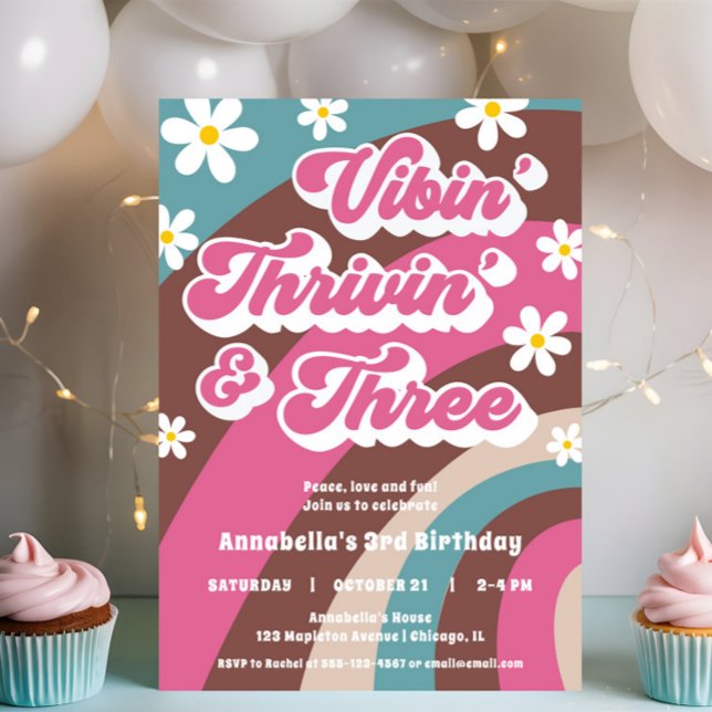 Convite Groovy aniversário de 3 anos Vibin' Thrivin' TRÊS  (Criador carregado)