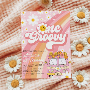 Convite Groovy One Retro Pink Daisy primeiro aniversario
