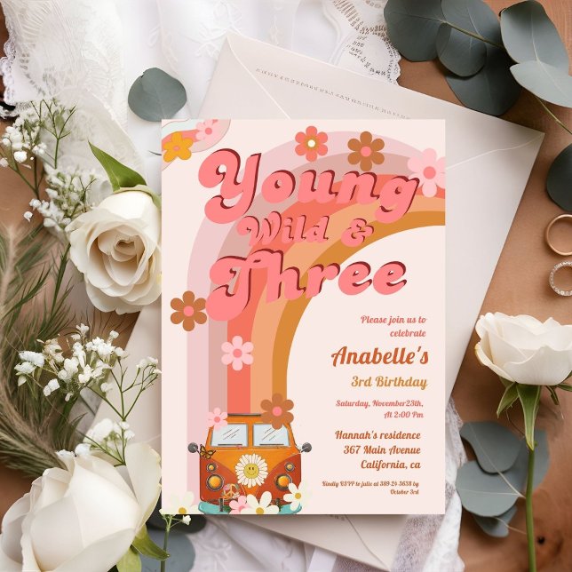 Convite Groovy Young Wild e Três Peach Van Daisy Rosa (Criador carregado)
