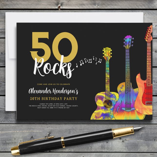 Convite Guitar 50 pedras 50ª festa de aniversário (50 rocks cool guitar 50th birthday party invitation gold and black)