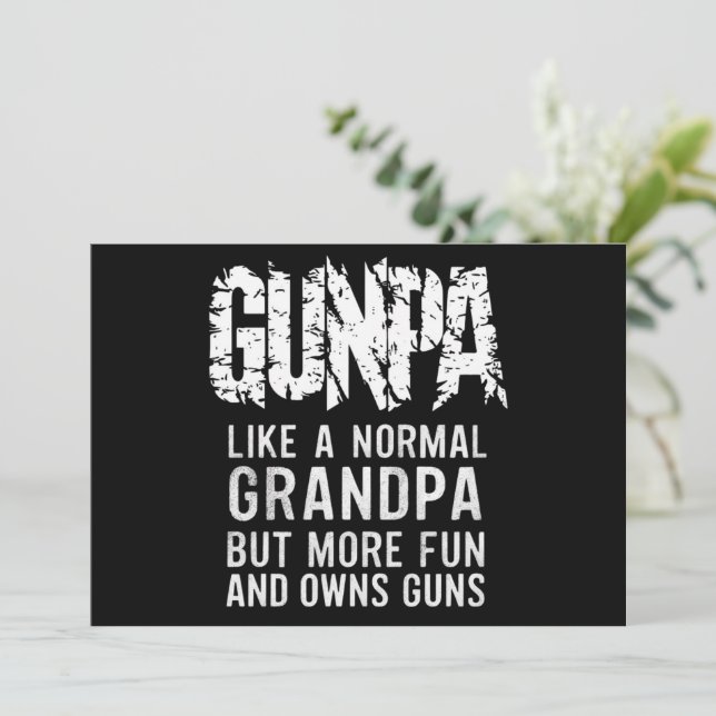 Convite GUNPA como um avô normal, mas mais divertido e pos (Em pé/Frente)