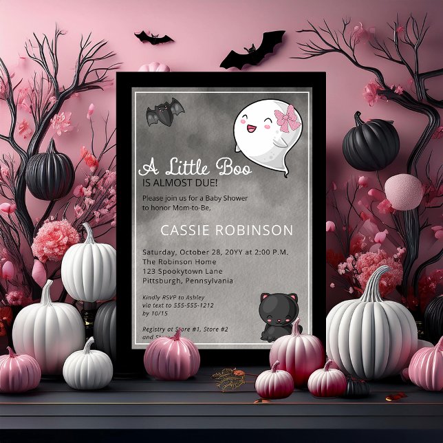 Convite Halloween Um Pequeno Chá de fraldas De Garota Fant (Cute "A Little Boo Is Almost Due" Girl Baby Shower Coquette Ghost Kawaii Baby Shower Invitation)