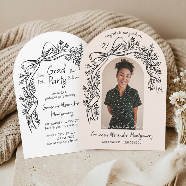 Convite Hand Drawn Floral Bow Arch Photo Graduation Party (Hand Drawn Floral Bow Arch Photo Graduation Party Invitation)