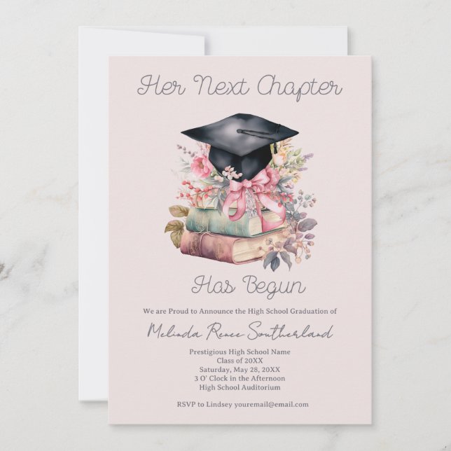 Convite Her Next Chapter Books Graduation Announcement (Frente)