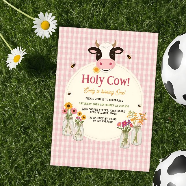 Convite Holy Cow Floral Pink Gingham Girl 1st Birthday (Holy Cow Girl Birthday Invitation Pink Gingham 1st Birthday Party Invite with Flowers and Cow)