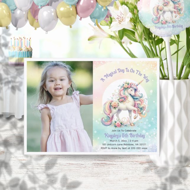 Convite Implantação de Foto Radiante Rainbow Unicorn Paste (Enchanting Pastel Radiant Rainbow Unicorn Photo Invitation)