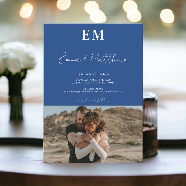 Convite Iniciais azuis simples 2 fotos qr casamento (Initials blue simple 2 photos qr wedding invitation)