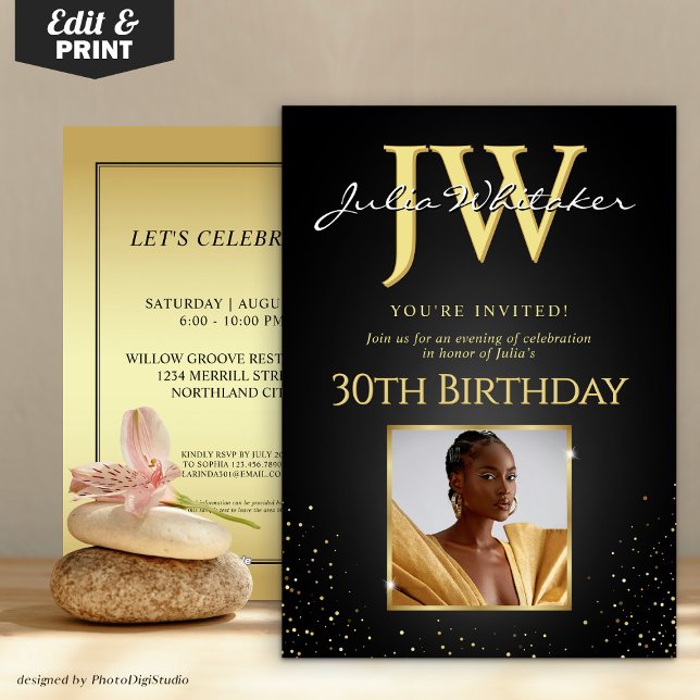 Convite Iniciais personalizados Elegante aniversário de 30 (Custom Initials Elegant Black Gold 30th Birthday Invitation)