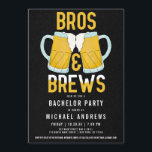 Convite Irmãos e Cervejas Caneca de Cerveja Masculina Fest<br><div class="desc">Este convite de despedida de solteiro para casamento é perfeito para os rapazes, sendo fresco e divertido. Apresenta canecas de cerveja pintadas à mão em amarelo, branco e azul tilintando com a frase "Bros and Brews" (Amigos e Cervejas), sobre um fundo preto com padrão abstrato. É moderno, masculino e divertido;...</div>