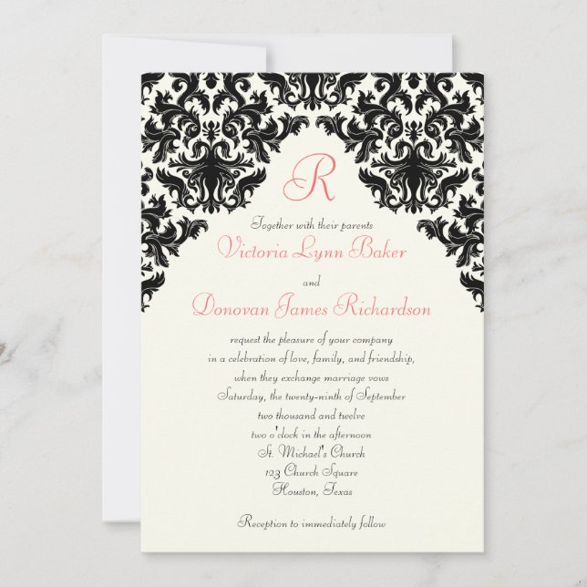 Convite Ivory, Black, Coral Damask Monogramed Conite (Frente)