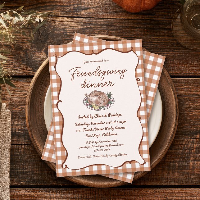 Convite Jantar de Ação de Graças Rustic Gingham Friendsgiv (Criador carregado)