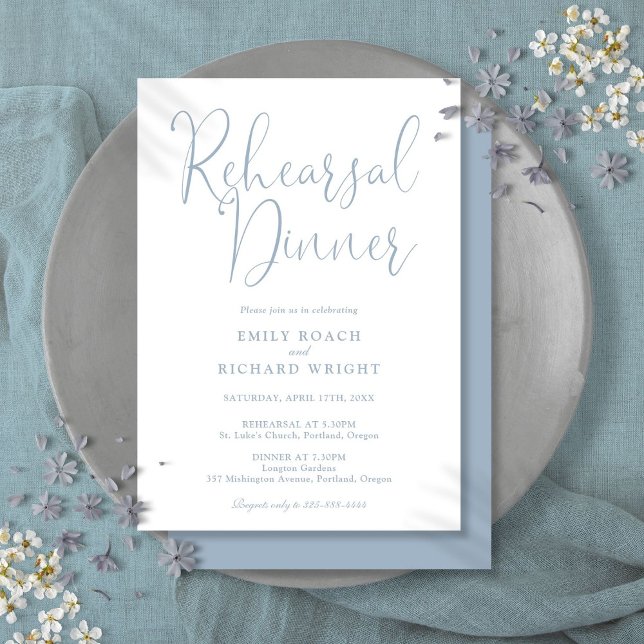 Convite Jantar de Ensaios Elegante Moderno em Azul Empoeir (Elegant Modern Script Dusty Blue Rehearsal Dinner Invitation)