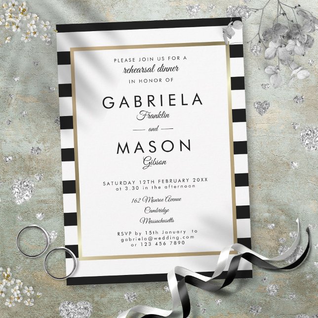 Convite Jantar de Ensaios Moderno Clássico com Faixa e Bor (Modern Classic Stripe Gold Border Rehearsal Dinner Invitation)